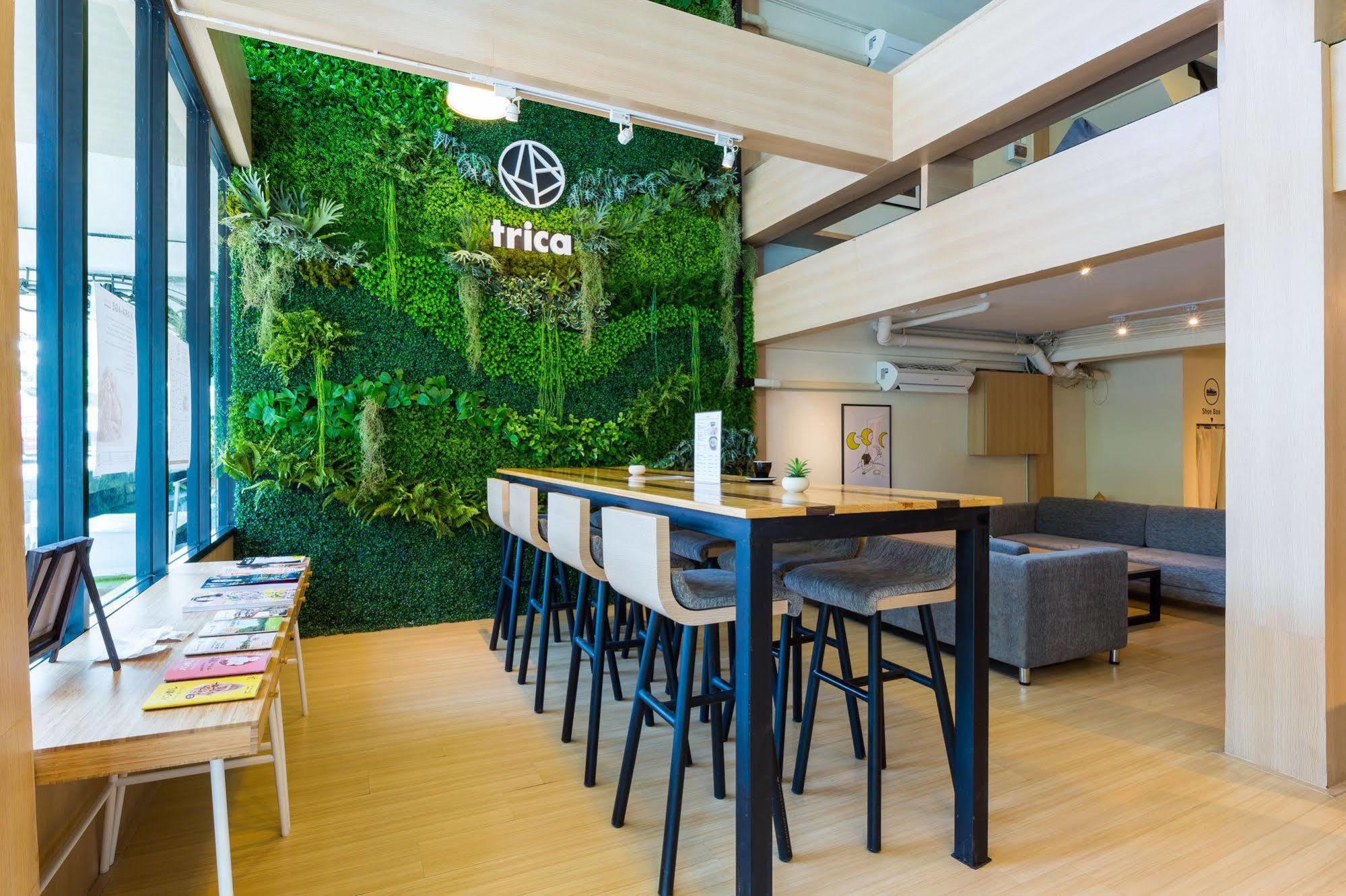 Trica Hostel Bangkok Buitenkant foto