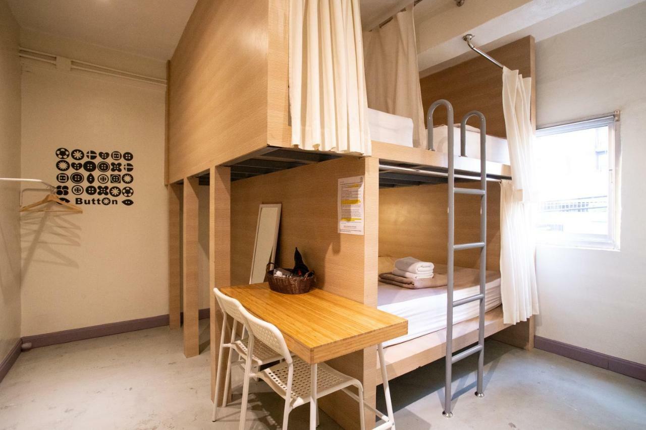 Trica Hostel Bangkok Buitenkant foto
